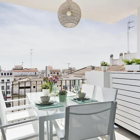 Spaces Oasis Penthouse 3 Bedroom, 2 Bathroom, Terrace, Pool, Sleeps Up To 6 Appartement