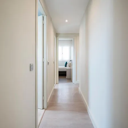 Spaces Oasis Penthouse 3 Bedroom, 2 Bathroom, Terrace, Pool, Sleeps Up To 6 * シッチェス