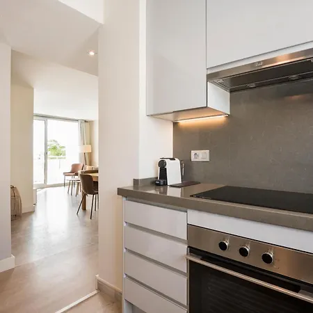 Spaces Oasis Penthouse 3 Bedroom, 2 Bathroom, Terrace, Pool, Sleeps Up To 6 シッチェス