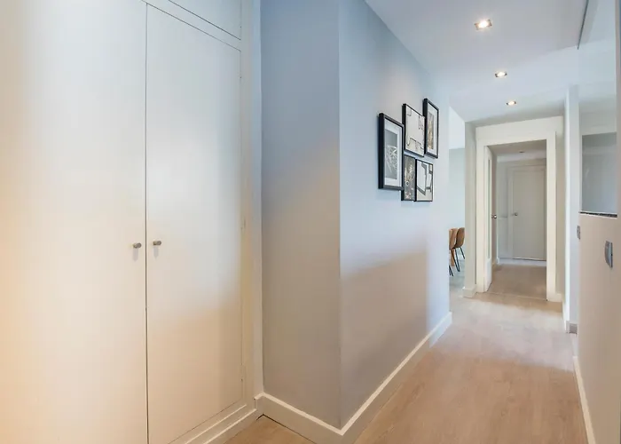 Apartmán Spaces Oasis Penthouse 3 Bedroom, 2 Bathroom, Terrace, Pool, Sleeps Up To 6