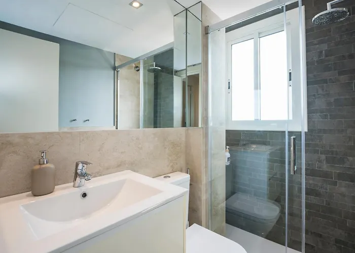 Apartmán Spaces Oasis Penthouse 3 Bedroom, 2 Bathroom, Terrace, Pool, Sleeps Up To 6