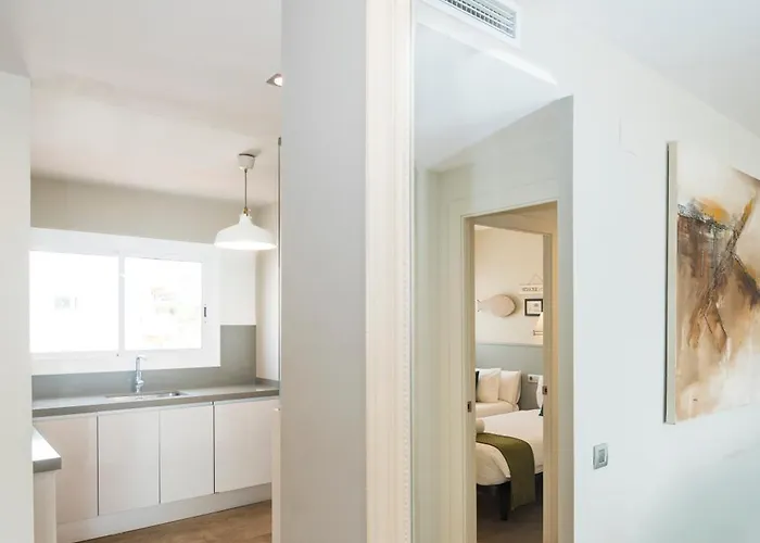 Spaces Oasis Penthouse 3 Bedroom, 2 Bathroom, Terrace, Pool, Sleeps Up To 6 Apartmán Sitges