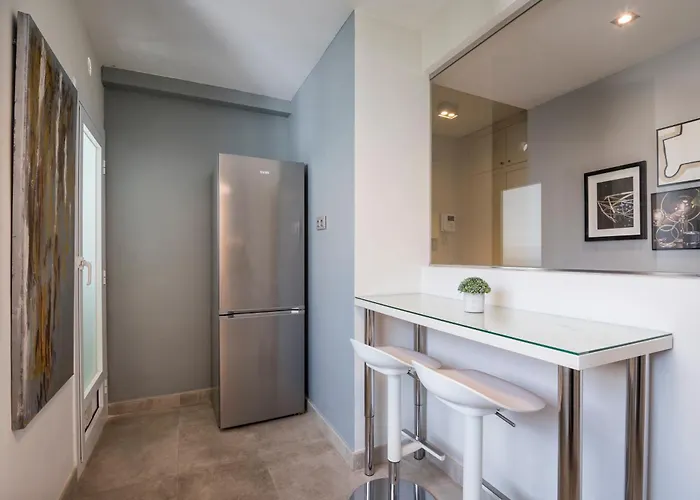 Spaces Oasis Penthouse 3 Bedroom, 2 Bathroom, Terrace, Pool, Sleeps Up To 6 Apartmán