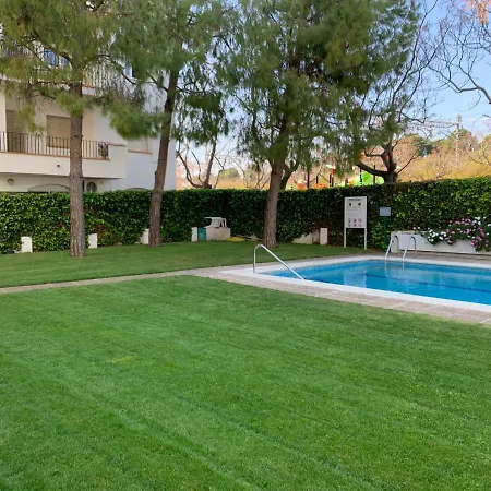 Spaces Oasis Penthouse 3 Bedroom, 2 Bathroom, Terrace, Pool, Sleeps Up To 6 * シッチェス